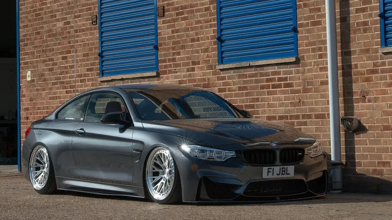 Bmw M3/M4 (2015-2017) Air Lift Suspension 1