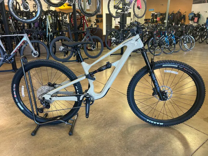 Cannondale Habit Carbon 2 Dual Suspension Mountain Bike 1