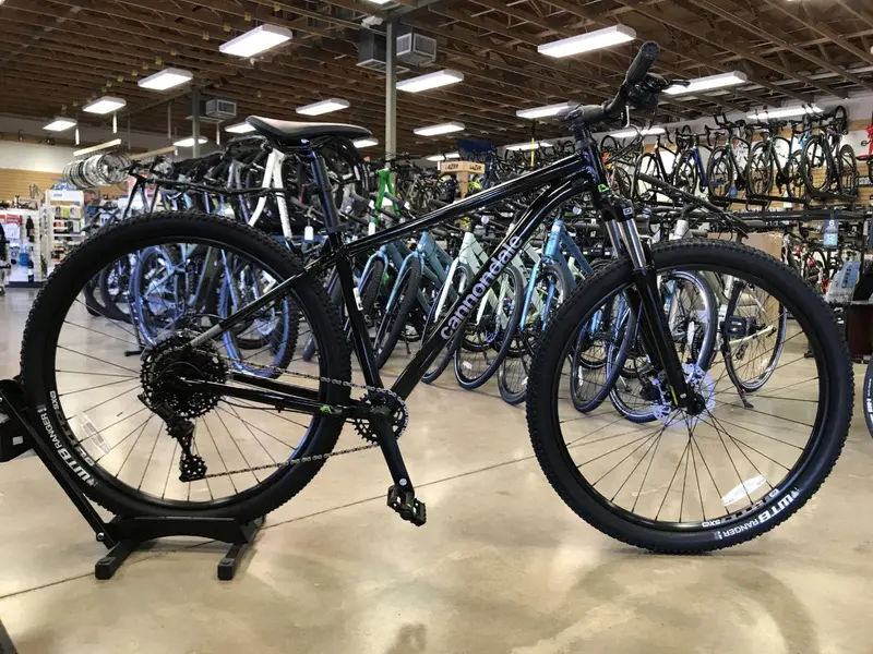 Cannondale Trail 5 Graphite 1