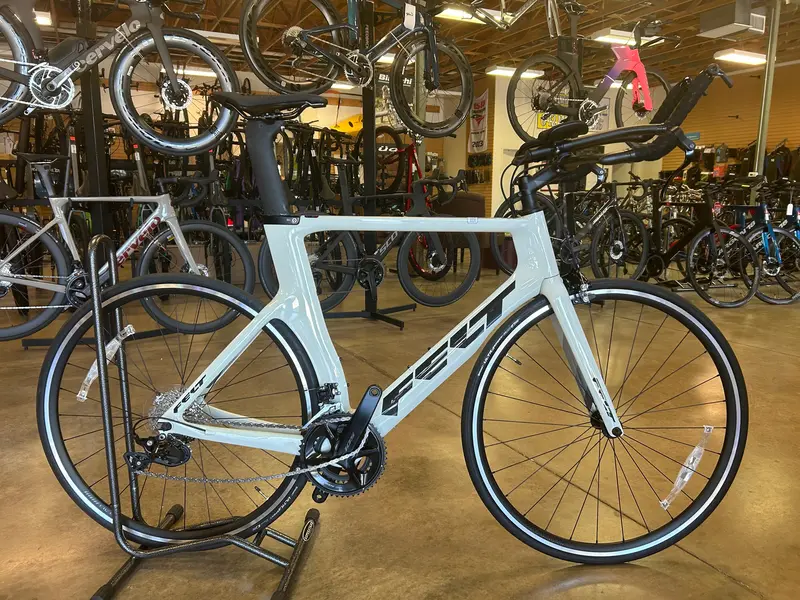 Felt B Performance Shimano 105 1