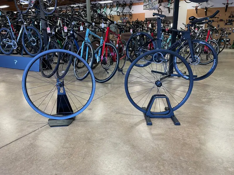 Felt Devox 2.1 Disc Brake Wheelset 1