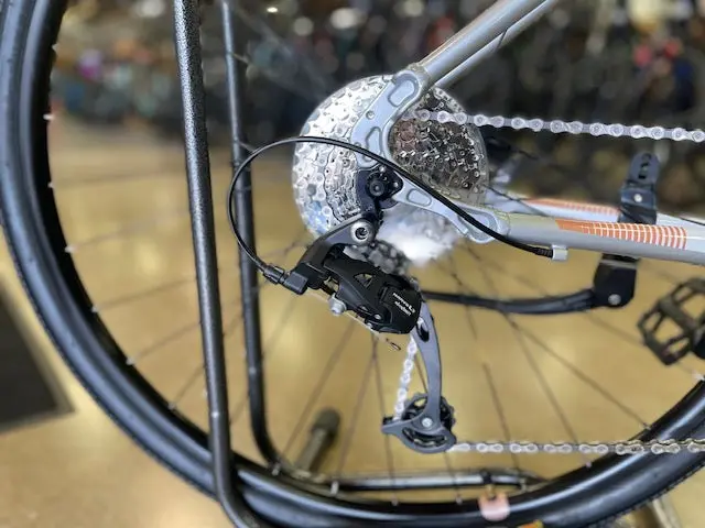 Fuji Absolute 1.7 Step-Thru Hybrid Bike 3