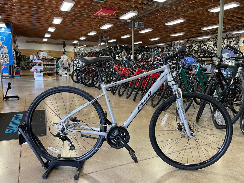 Fuji Traverse 1.3 Hybrid Bike 1