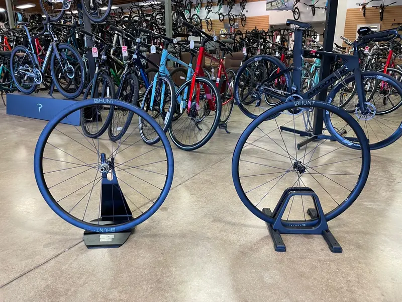 Hunt 34 Aero Wide Sl Disc Brake Wheelset 1