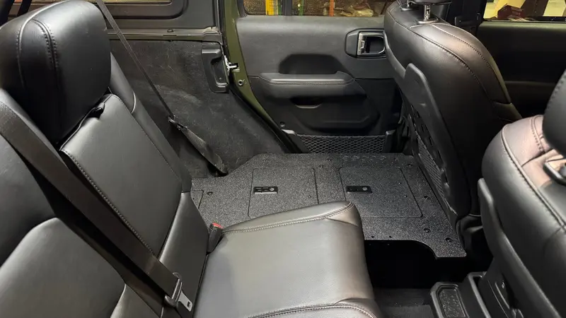 Jeep Wrangler 2024-Present Jlu 4 Door - Second Row Seat Delete Plate System - V2 1