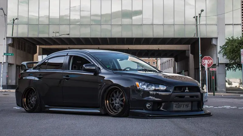 Mitsubishi Lancer Evolution X Air Lift Suspension 1