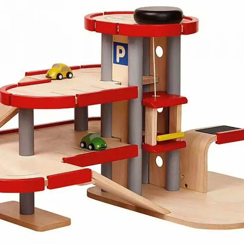 Parking Garage - Plan Toys 1