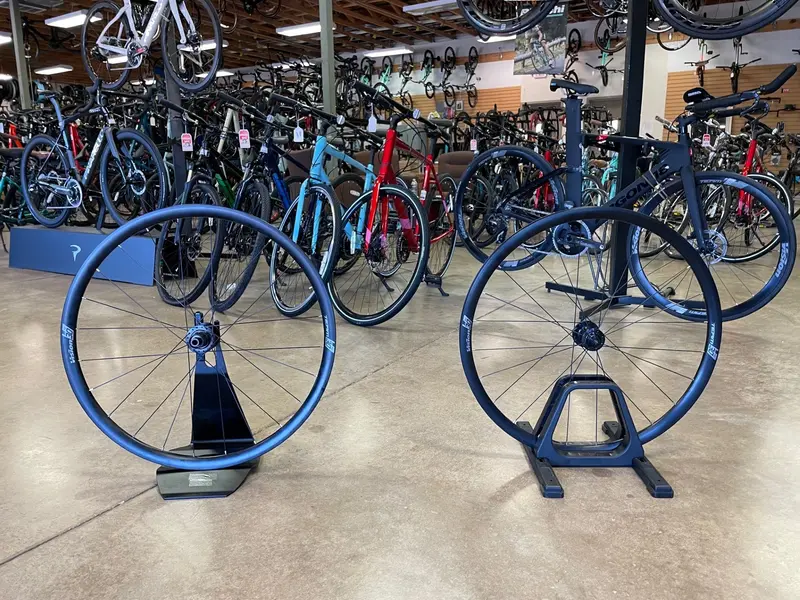Vision Team 30 Disc Brake Wheelset 1