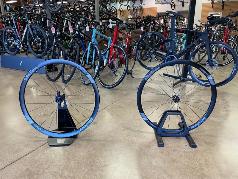 Vision Team 35 Disc Brake Wheelset 1