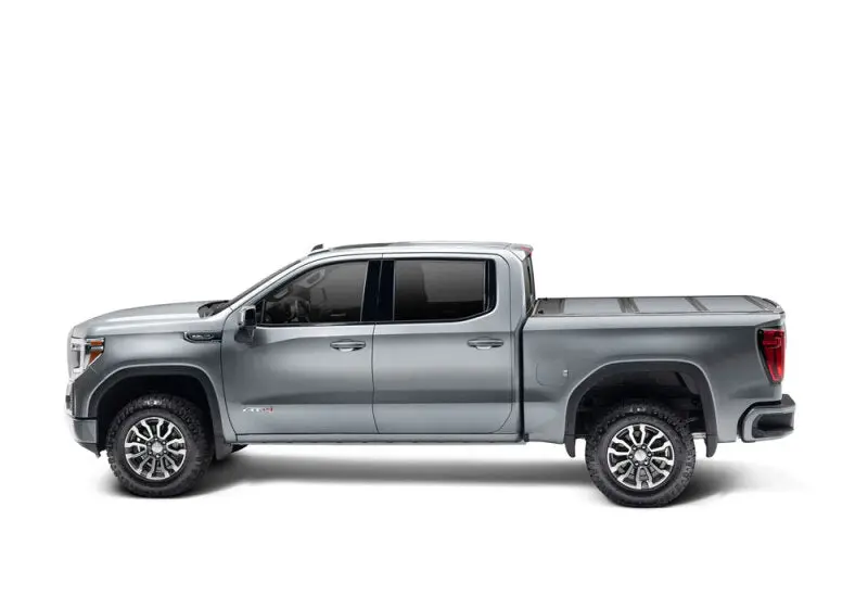 Undercover Fusion Retractable Bed Cover For 2014–2015 Chevy/Gmc Silverado & Sierra – 68.4-Inch, Victory Red 1